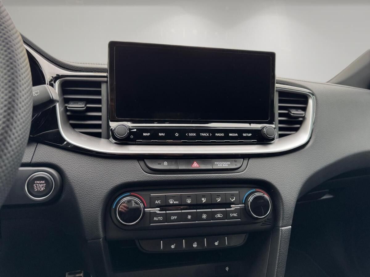 Kia ProCeed GT-LINE 1.5 AT NAVI,DAB,KLIMA,CARPLAY