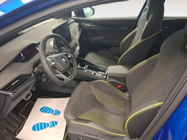 Skoda ENYAQ Coupe RS HuD AHK SHZ CAM Alcantara