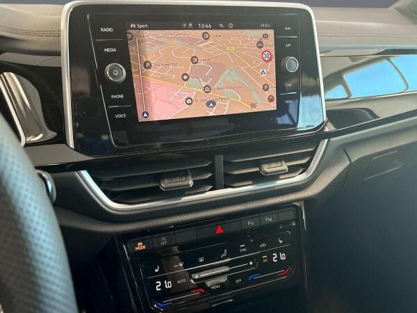 Volkswagen T-Roc 1.5 TSI R-Line DSG Navi AHK CarPlay ACC