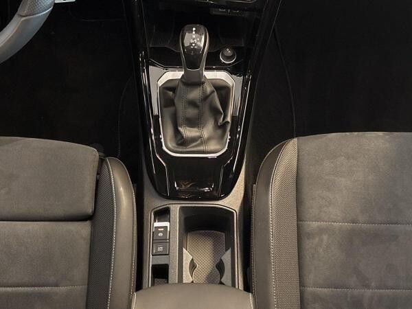 Volkswagen T-Roc 1.5 TSI R-Line DSG Navi AHK CarPlay ACC