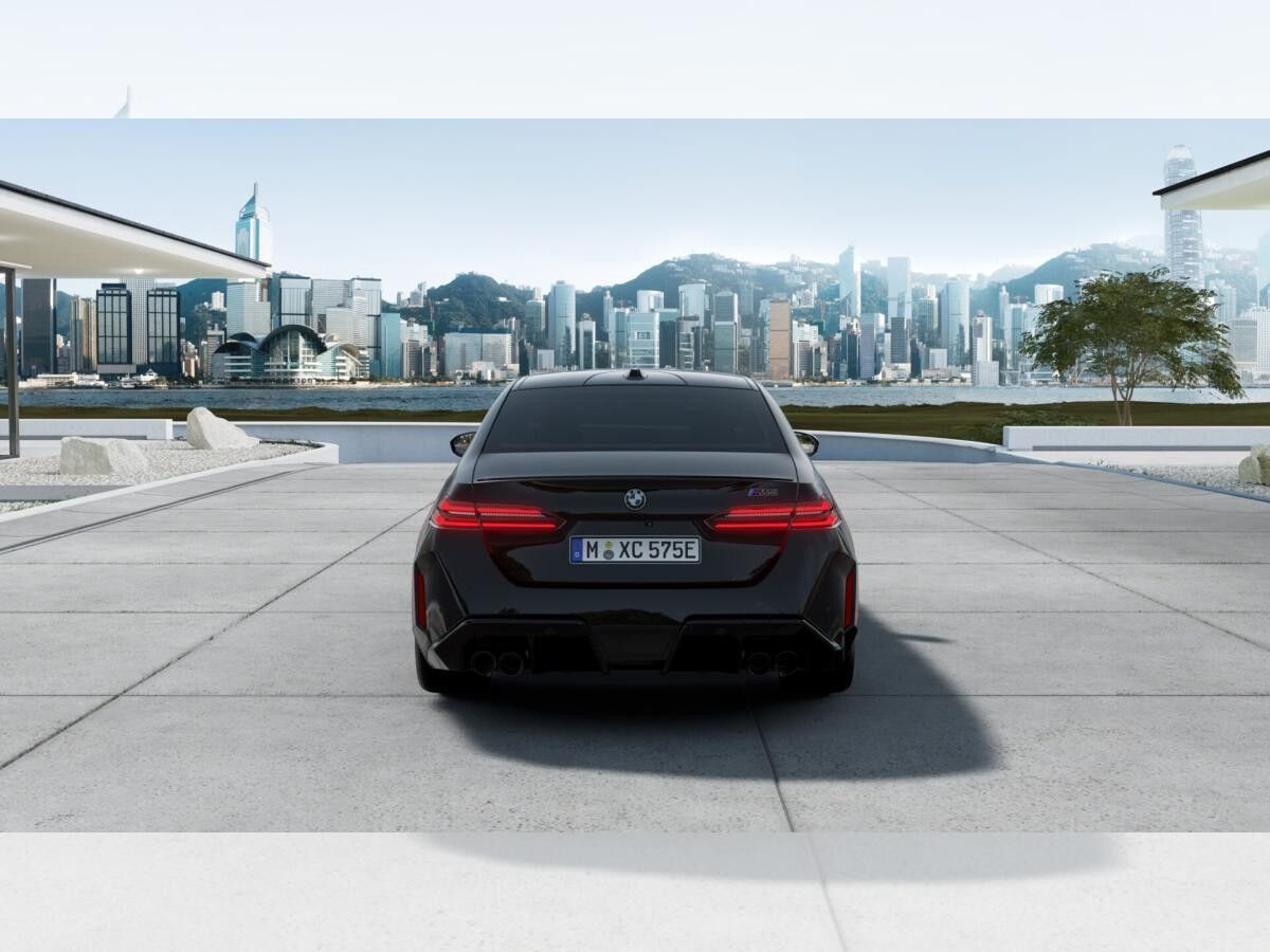 BMW M5 Limousine🔥0,5% Versteuerung*Vorführwagen🔥Verfügbar ab 04/2026*