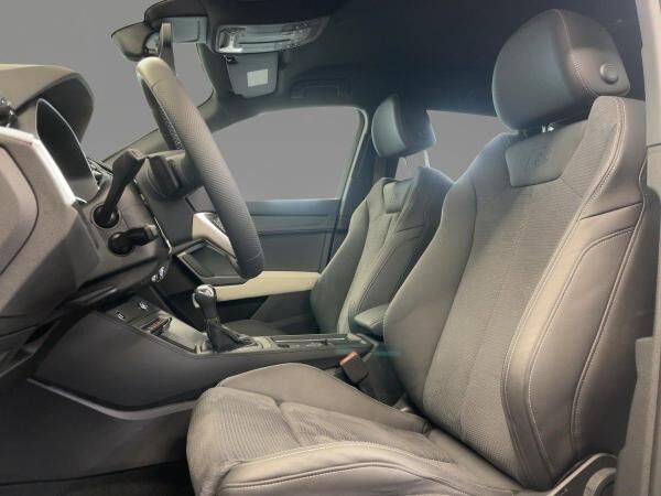Audi Q3 advanced 40 TFSI quattro AHK virtual Navi Teilleder ACC