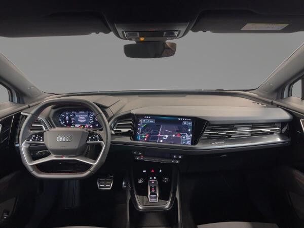 Audi Q4 e-tron 45 edition S-line Matrix Kamera AHK Navi virtual