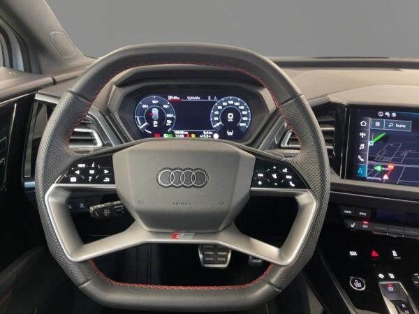 Audi Q4 e-tron 45 edition S-line Matrix Kamera AHK Navi virtual