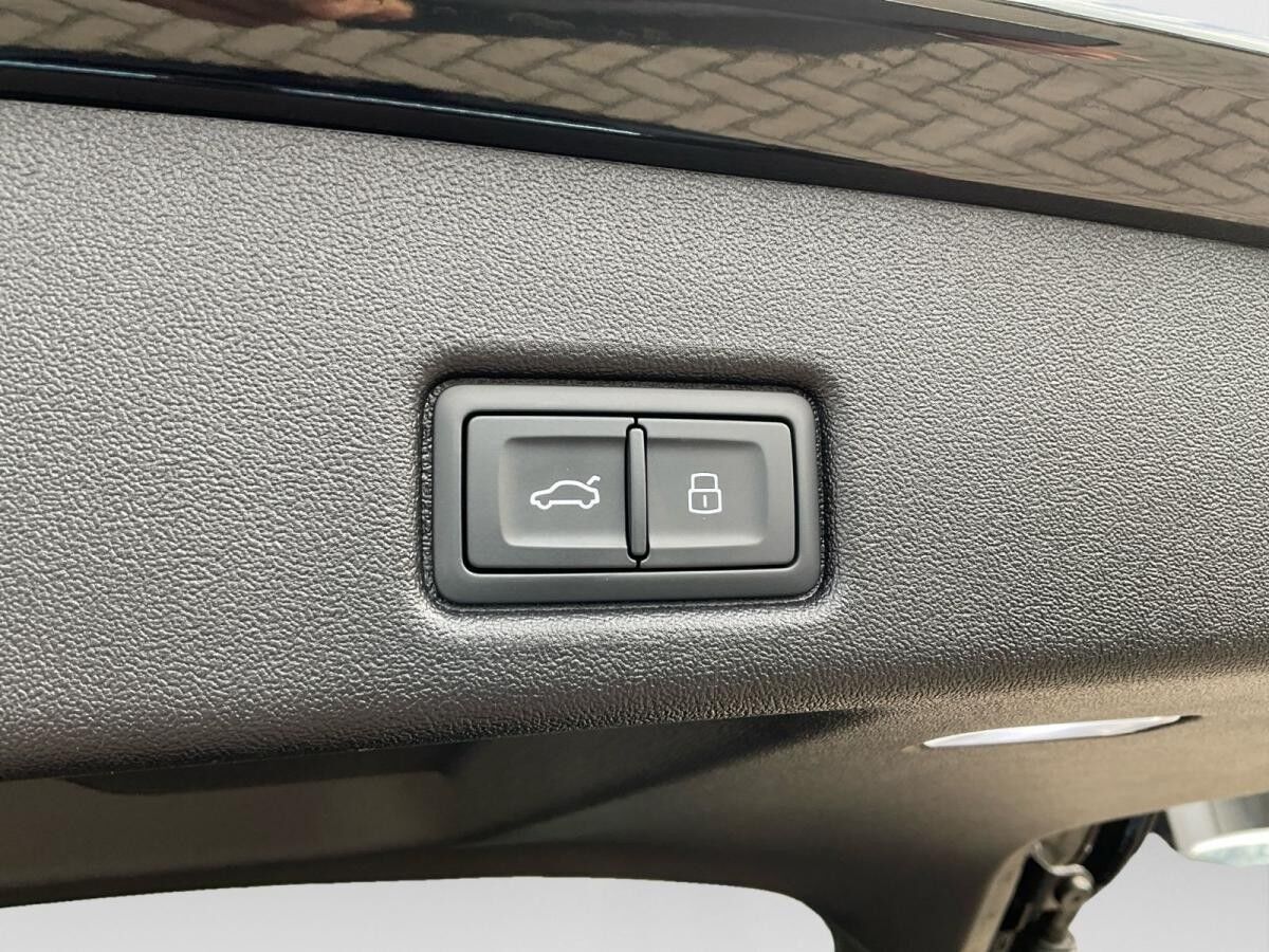 Audi Q5 SUV e-hybrid quattro AHK MATRIX 360°