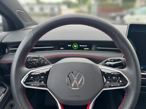 Volkswagen ID.7 Tourer GTX 4Motion Navi*LED*AHK*Kamera*Anschlussgarantie
