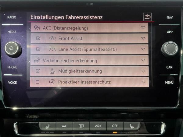 Volkswagen Arteon Shooting Brake 2.0 TDI R-Line DSG Navi Panorama