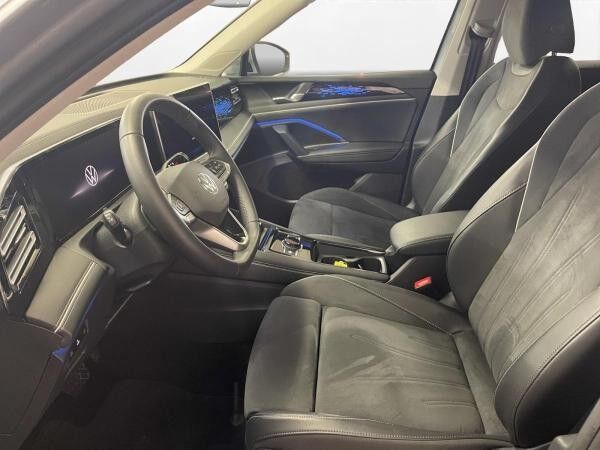 Volkswagen Tiguan 2.0 TDI 4M Elegance AHK Matrix LM 20" Navi ACC