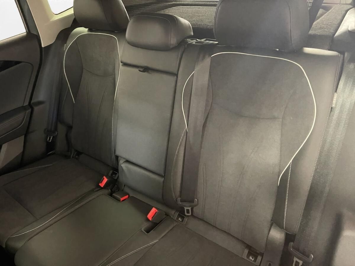 Volkswagen Tiguan 2.0 TDI 4M Elegance AHK Matrix LM 20" Navi ACC