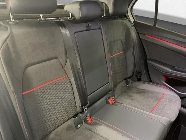 Volkswagen Golf VIII GTI Clubsport LED LM 19" Navi PDC+RFK ACC