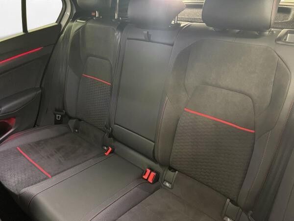 Volkswagen Golf VIII GTI Clubsport LED LM 19" Navi PDC+RFK ACC