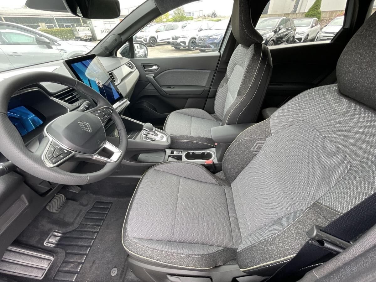 Renault Symbioz FullHybrid145Automatik Ganzjahresbereifung WinterSafetyPaket