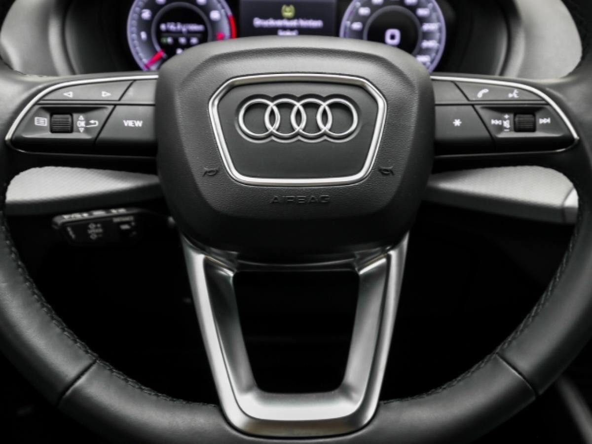 Audi Q2 40 TFSI quattro advanced Leder Navi Kamera