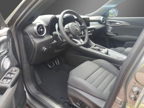 Alfa Romeo Tonale Veloce Ibrida 1.5 Mild-Hybrid-MY25-sofort-Voll