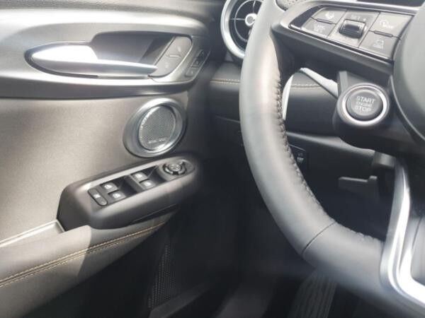 Alfa Romeo Tonale Veloce Ibrida 1.5 Mild-Hybrid-MY25-sofort-Voll