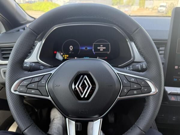 Renault Captur Techno TCE90