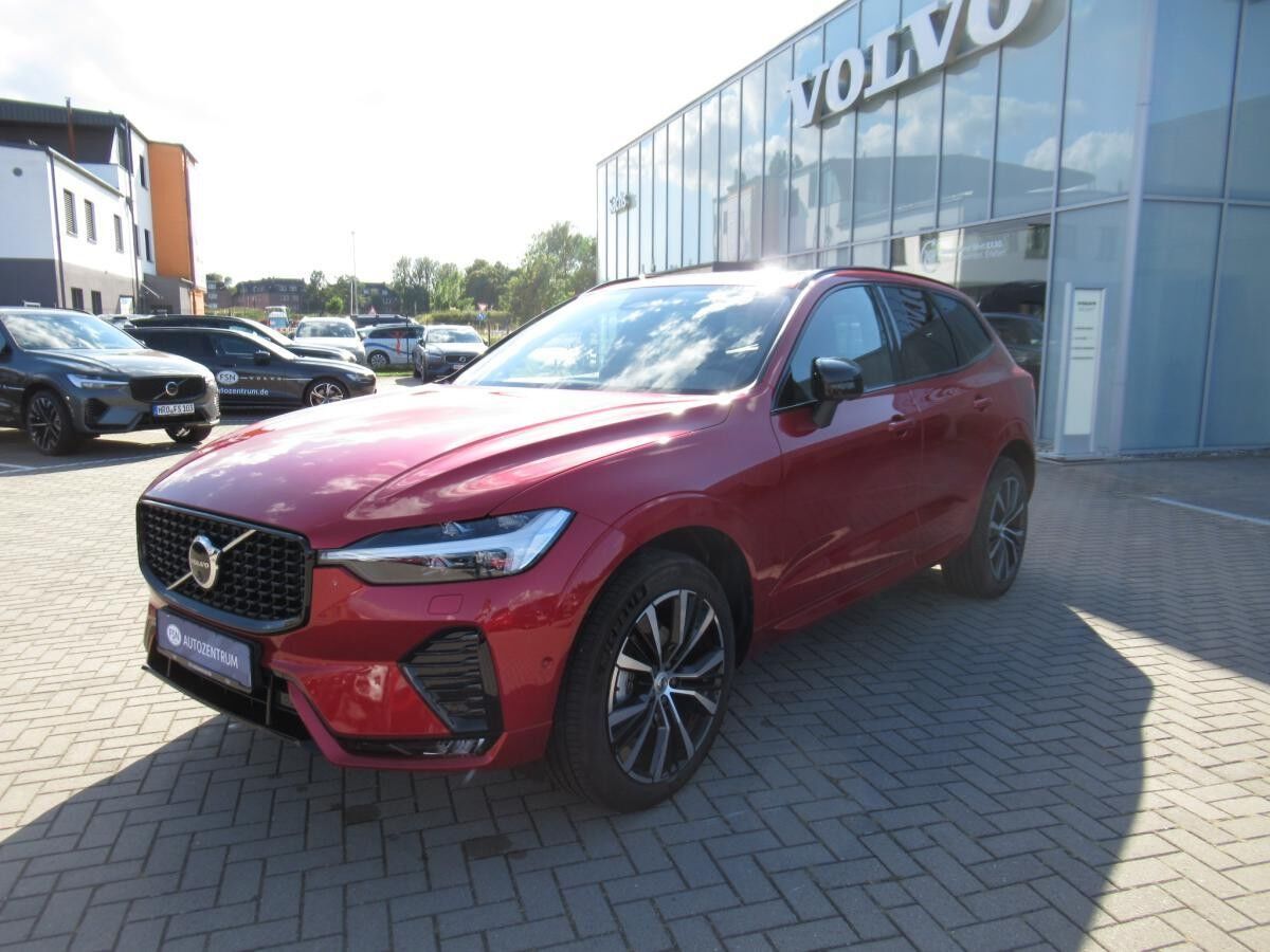 Volvo XC60 B5 AWD Plus Dark