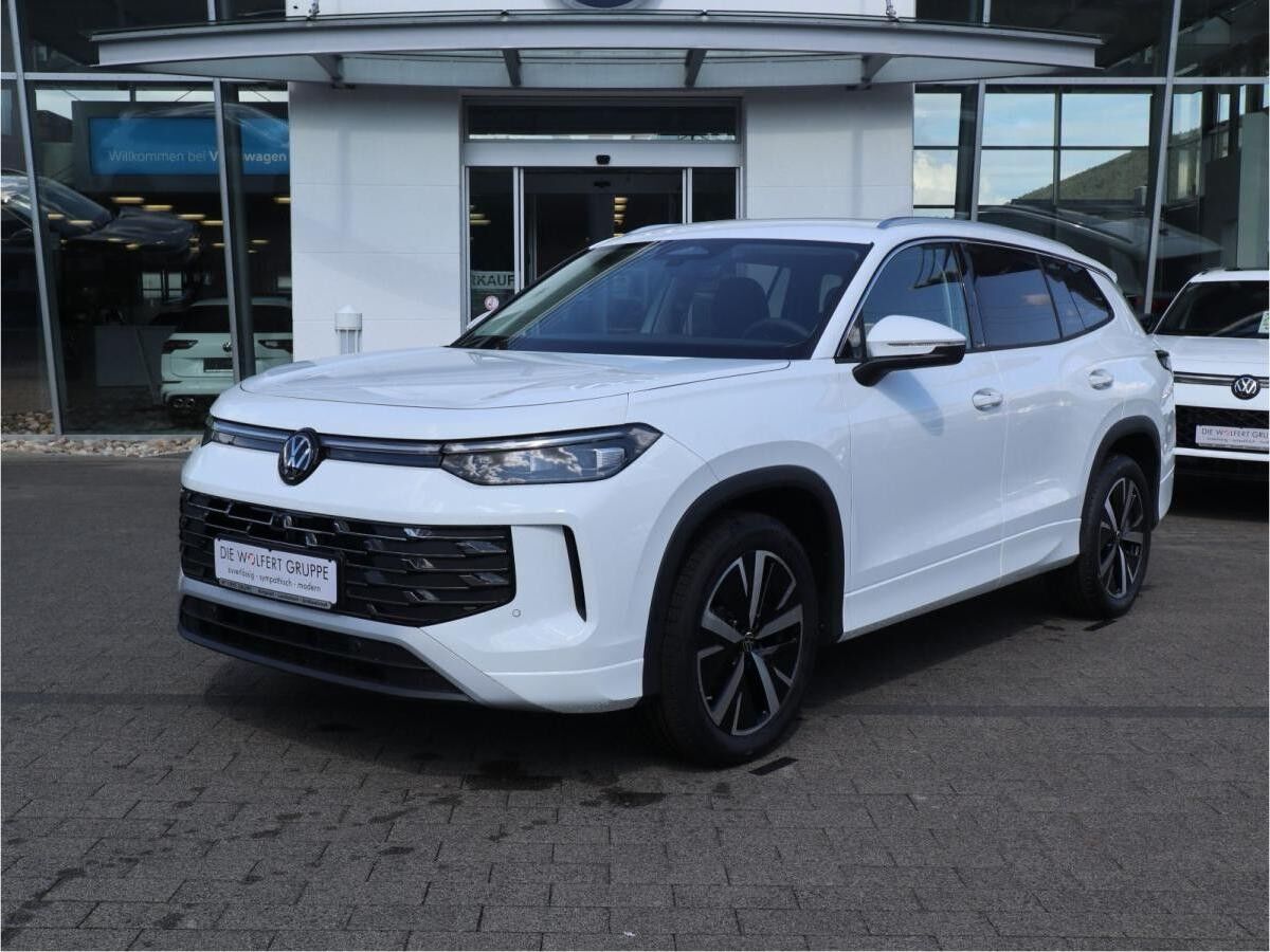 Volkswagen Tayron Elegance 1,5 l eTSI OPF (150 PS) DSG*AHK*WINTERRÄDER*7-SITZER*NAVI* Volkswagen Tayron Elegance 1,5 l eTSI OPF (150 PS) DSG*AHK*WINTERRÄDER*7-SITZER*NAVI*