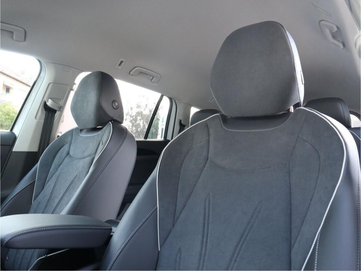 Volkswagen Tayron Elegance 1,5 l eTSI OPF (150 PS) DSG*AHK*WINTERRÄDER*7-SITZER*NAVI* Volkswagen Tayron Elegance 1,5 l eTSI OPF (150 PS) DSG*AHK*WINTERRÄDER*7-SITZER*NAVI*