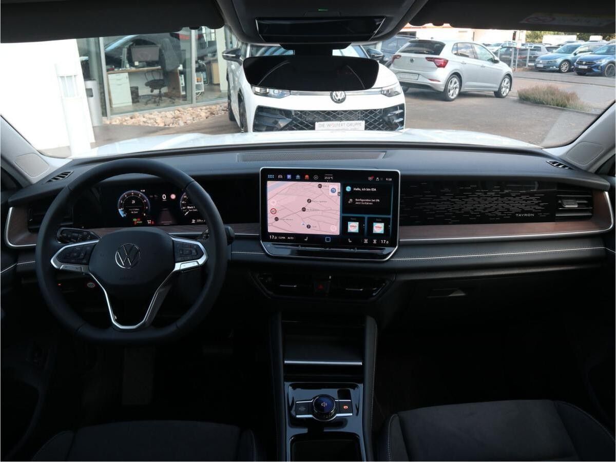 Volkswagen Tayron Elegance 1,5 l eTSI OPF (150 PS) DSG*AHK*WINTERRÄDER*7-SITZER*NAVI* Volkswagen Tayron Elegance 1,5 l eTSI OPF (150 PS) DSG*AHK*WINTERRÄDER*7-SITZER*NAVI*