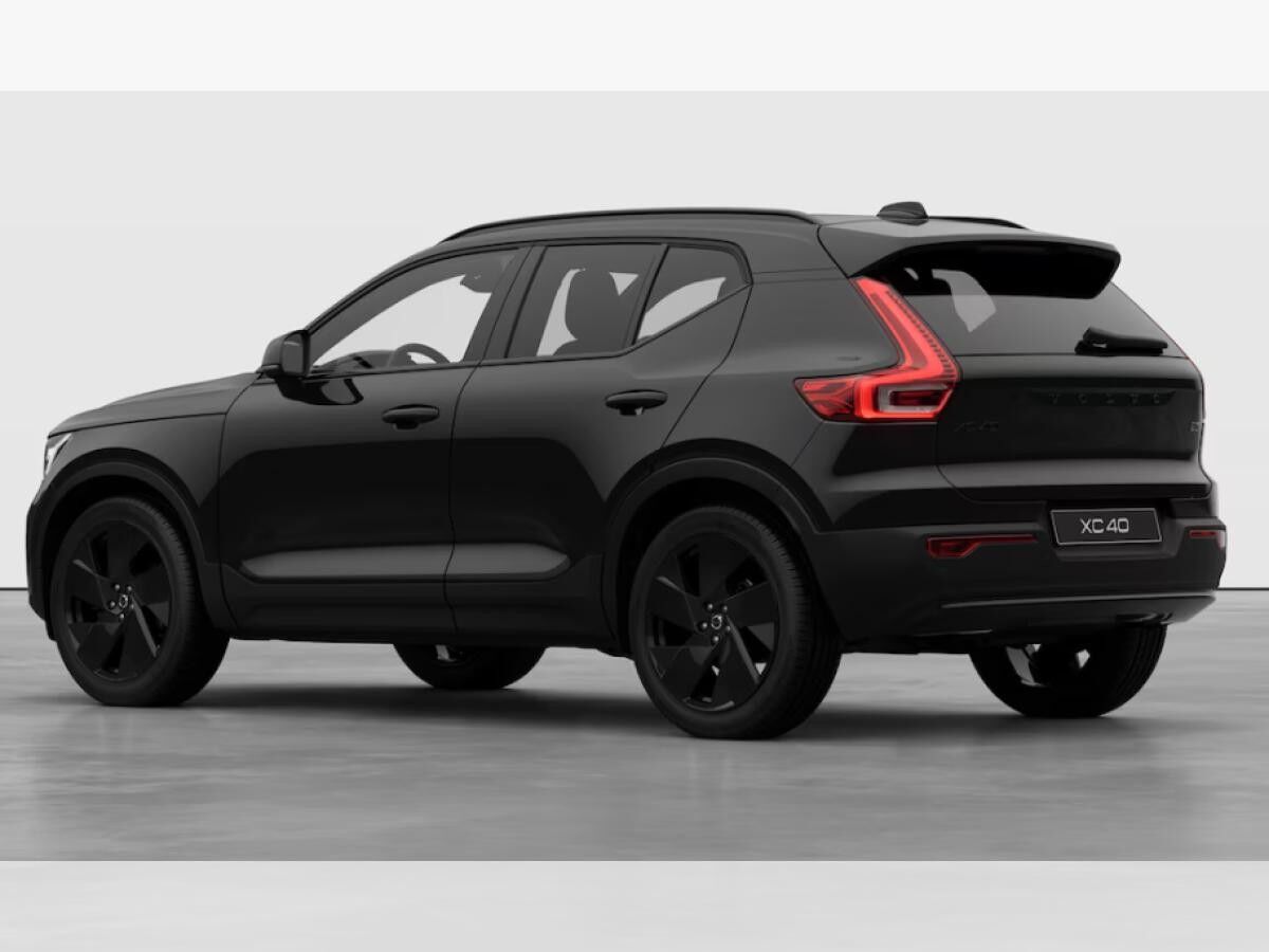Volvo XC40 B3 Black Edition Plus  *SOFORT LIEFERBAR*