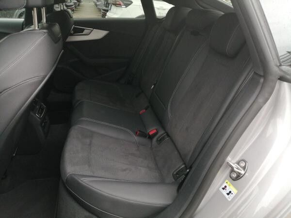 Audi A5 Sportback S-Line 45TFSI qu GT-Silber Porsche
