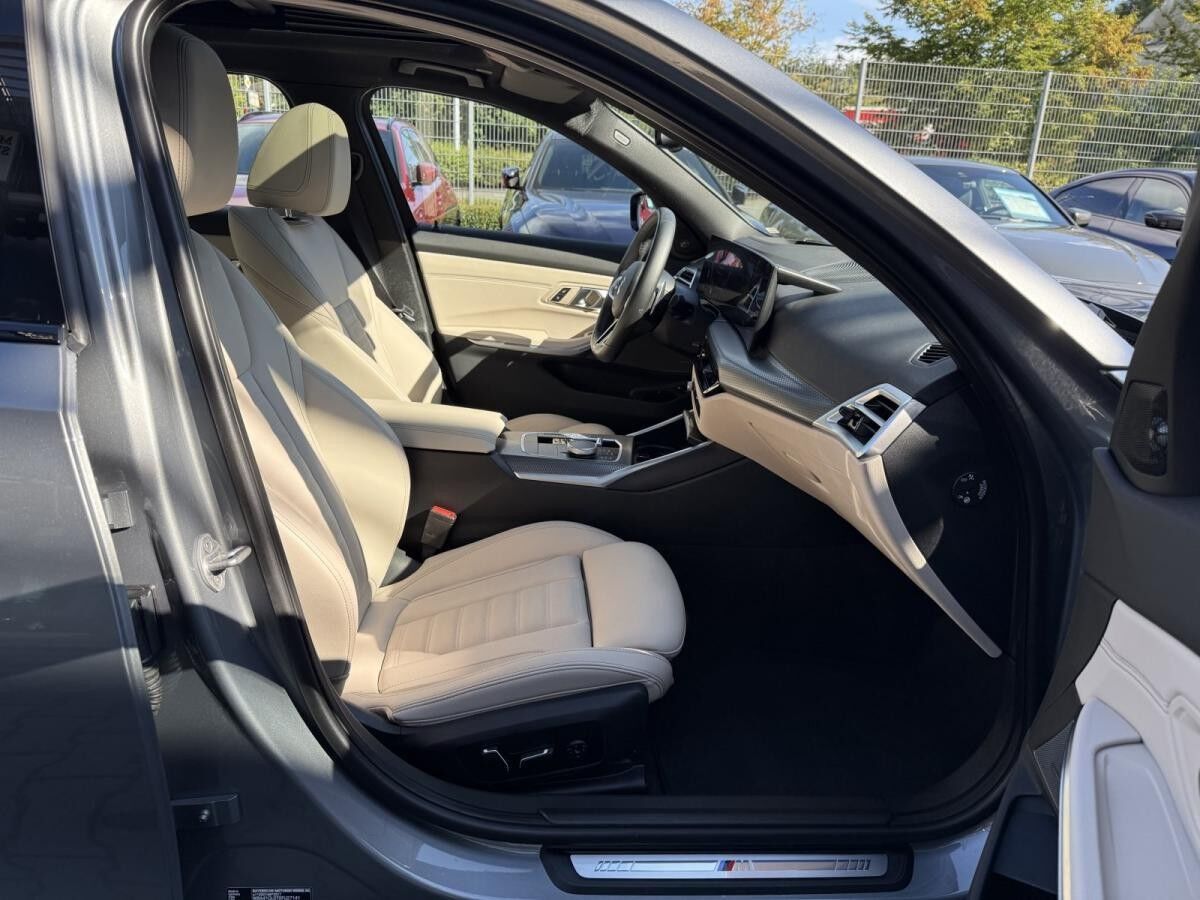 BMW 330 e Touring M Sport //Stop&Go HeadUp FACELIFT