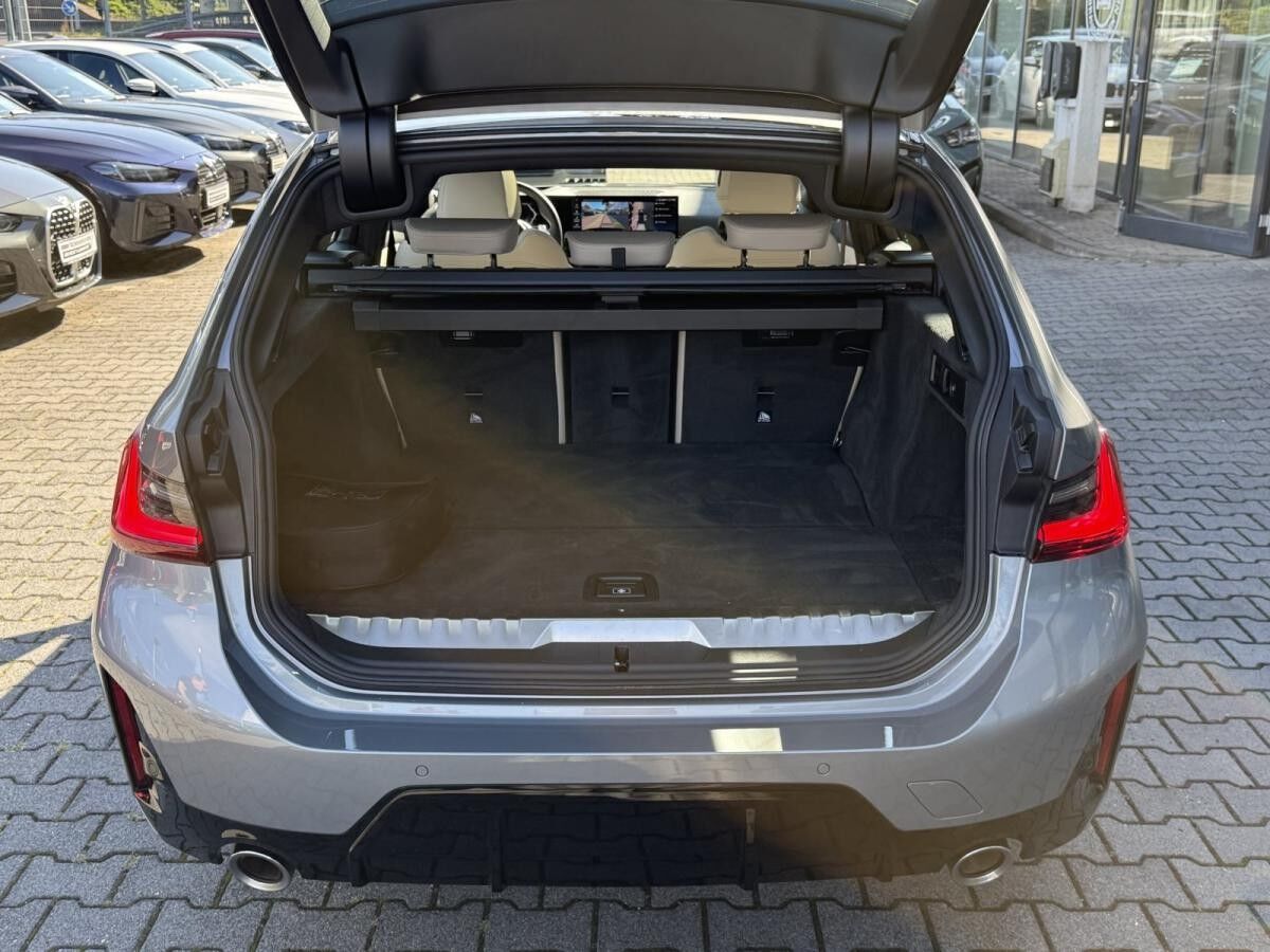 BMW 330 e Touring M Sport //Stop&Go HeadUp FACELIFT