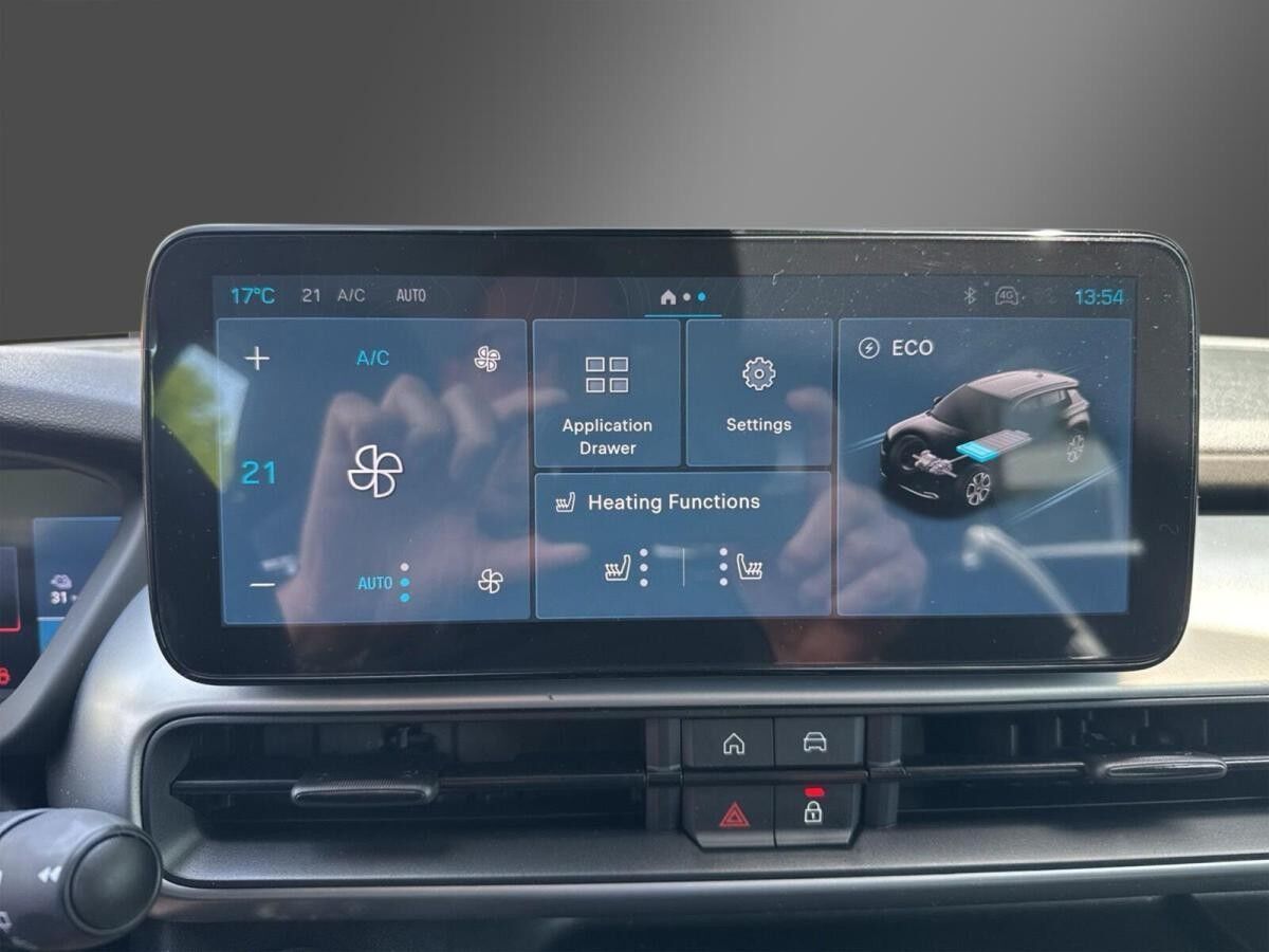 Jeep Avenger Altitude Winterpaket Infotainment Paket Wärmepumpe