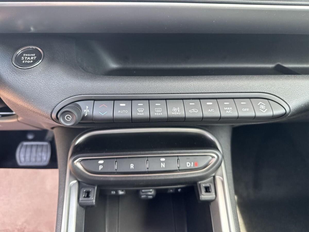 Jeep Avenger Altitude Winterpaket Infotainment Paket Wärmepumpe