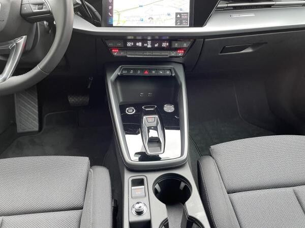 Audi A3 Sportback 35TDI S tronic S line HUD 19" SONOS