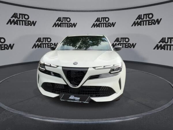 Alfa Romeo Junior 1.2 VGT Mild Hybrid Speciale