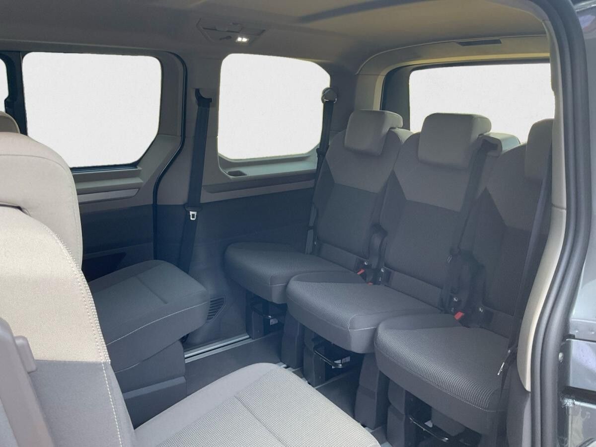 Volkswagen Multivan Life 2.0 TDI DSG kurzer Überhang