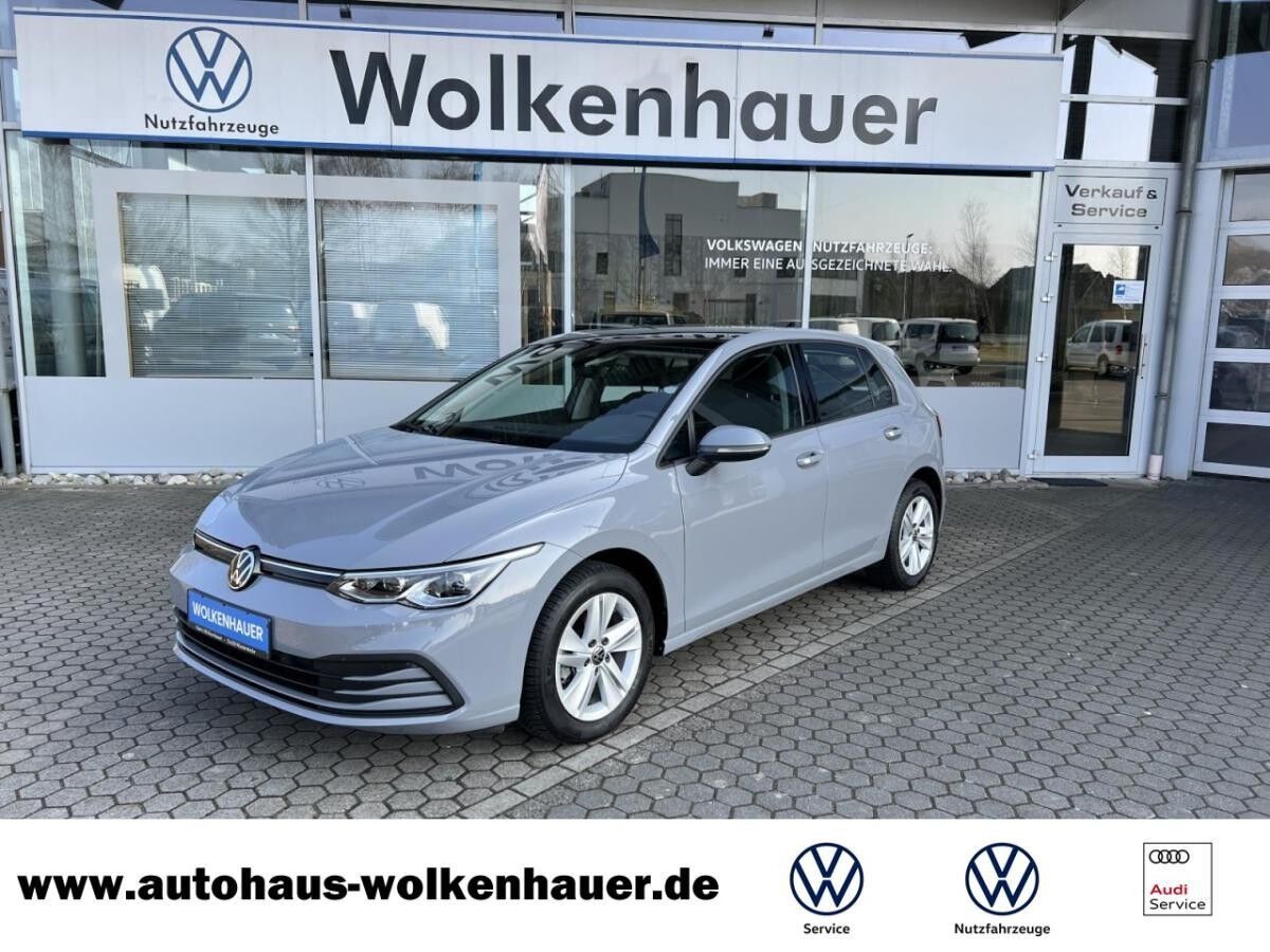 Volkswagen Golf VIII 1.0 TSI ACC+SHZ+PANORAMA+PDC+NAVI+GJR Volkswagen Golf VIII 1.0 TSI ACC+SHZ+PANORAMA+PDC+NAVI+GJR