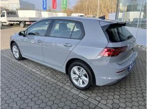 Volkswagen Golf VIII 1.0 TSI ACC+SHZ+PANORAMA+PDC+NAVI+GJR