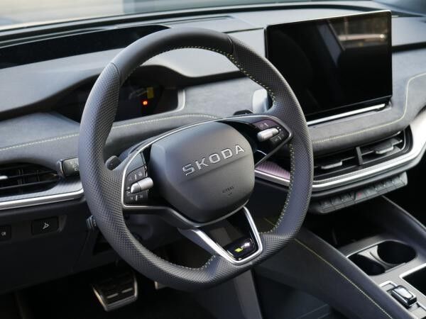 Skoda ENYAQ RS Lounge NAVI AHK ACC HUD PANO MATRIX-LED *816*