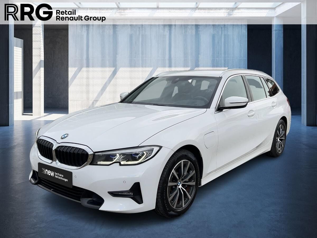 BMW 330 e Touring Sport Line
