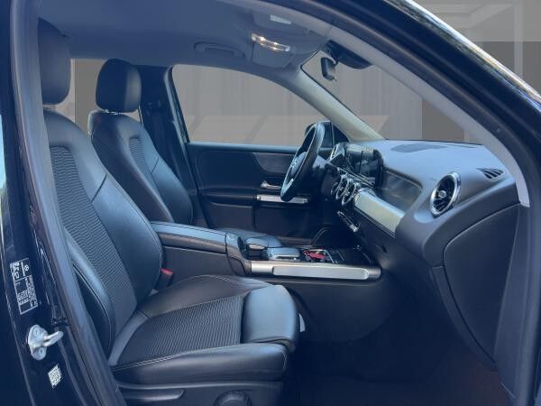 Mercedes-Benz GLB 200 Progressive 4Matic 7-Sitze