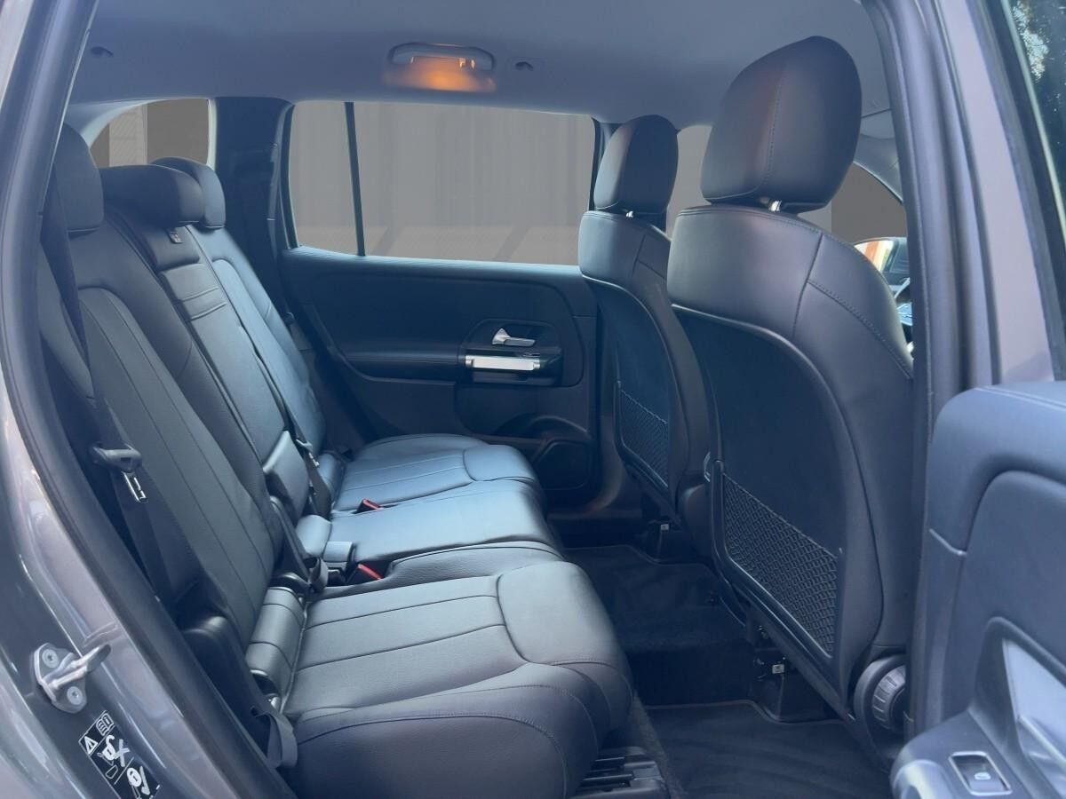 Mercedes-Benz GLB 250 Automatik LED Leder + Klima + Kamera + P