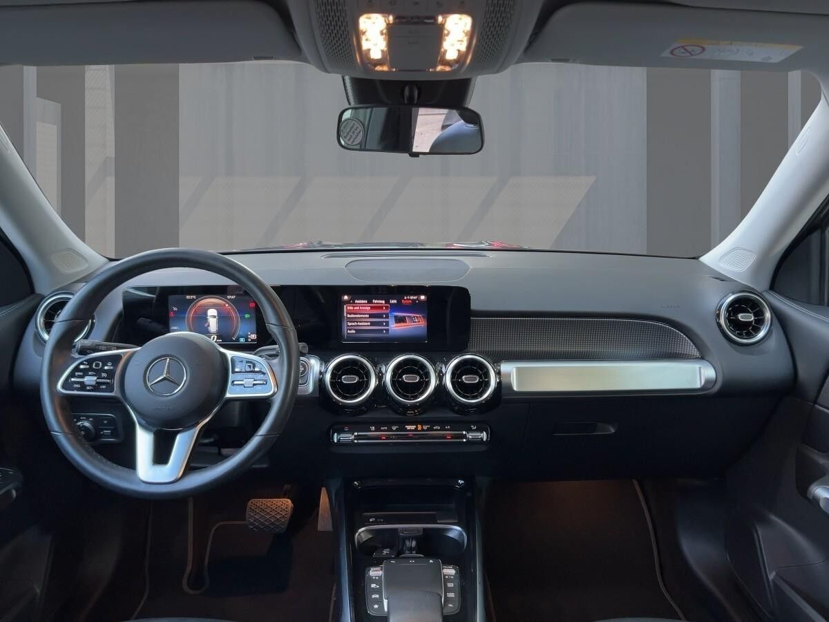 Mercedes-Benz GLB 250 Automatik LED Leder + Klima + Kamera + P