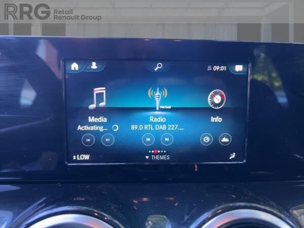 Mercedes-Benz GLB 200 Progressive 4Matic 7-Sitze