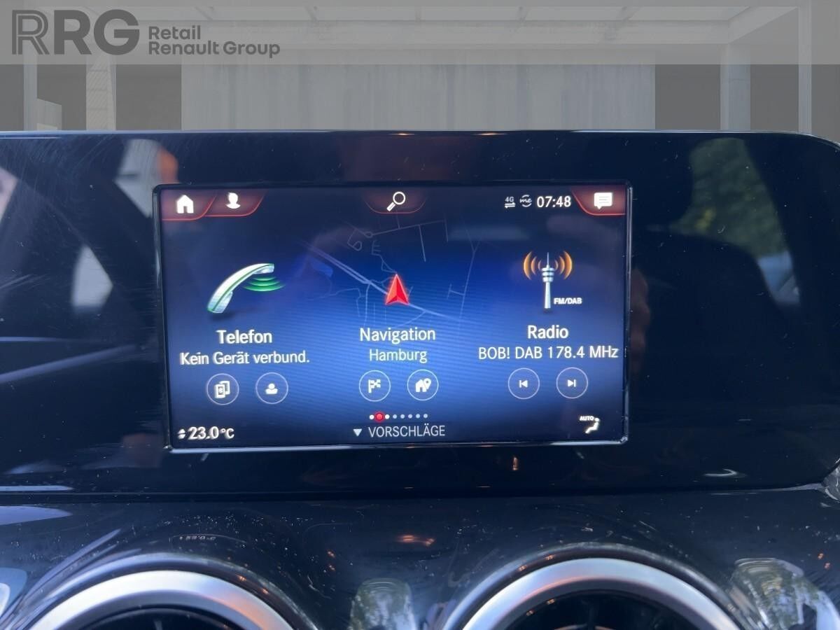 Mercedes-Benz GLB 250 Automatik LED Leder + Klima + Kamera + P