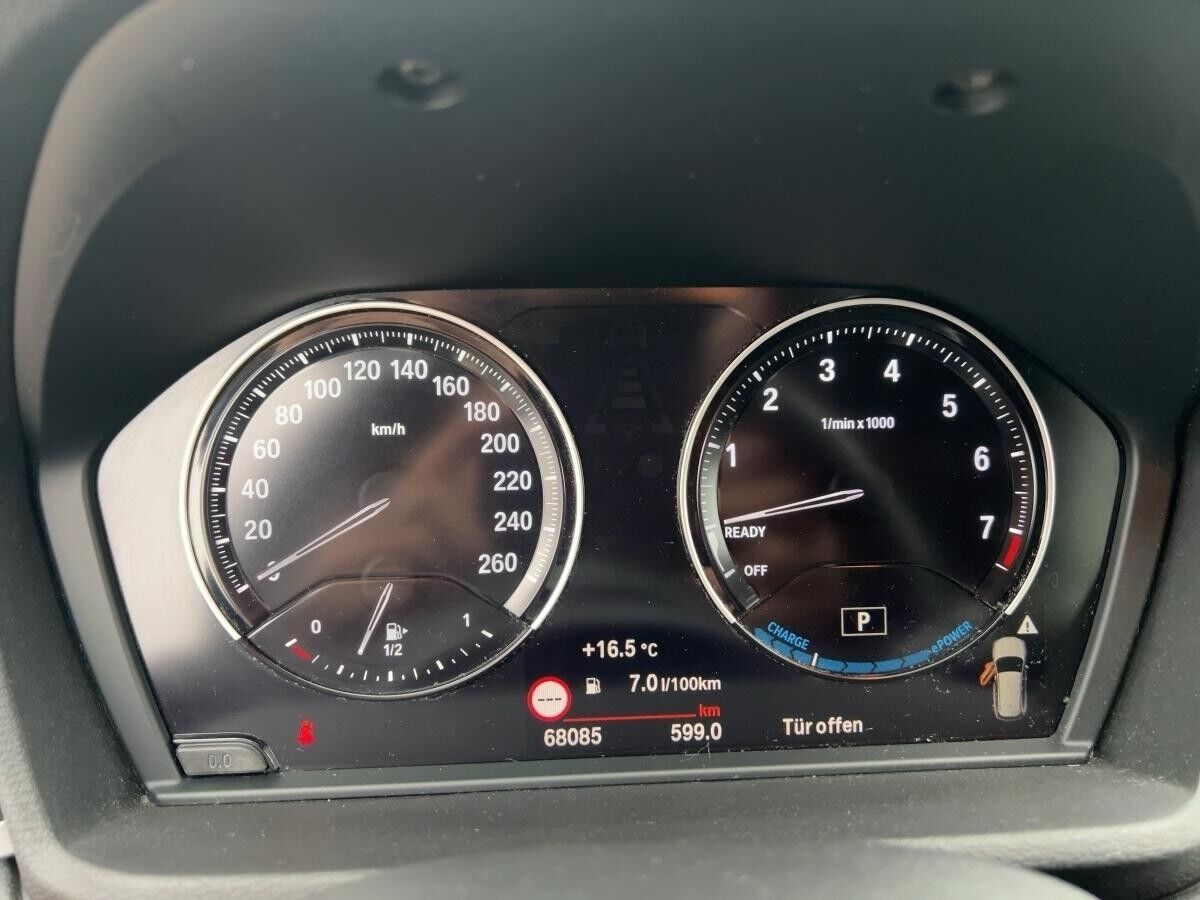 BMW X1 xDrive25e Advantage Kamera Navi SHZ