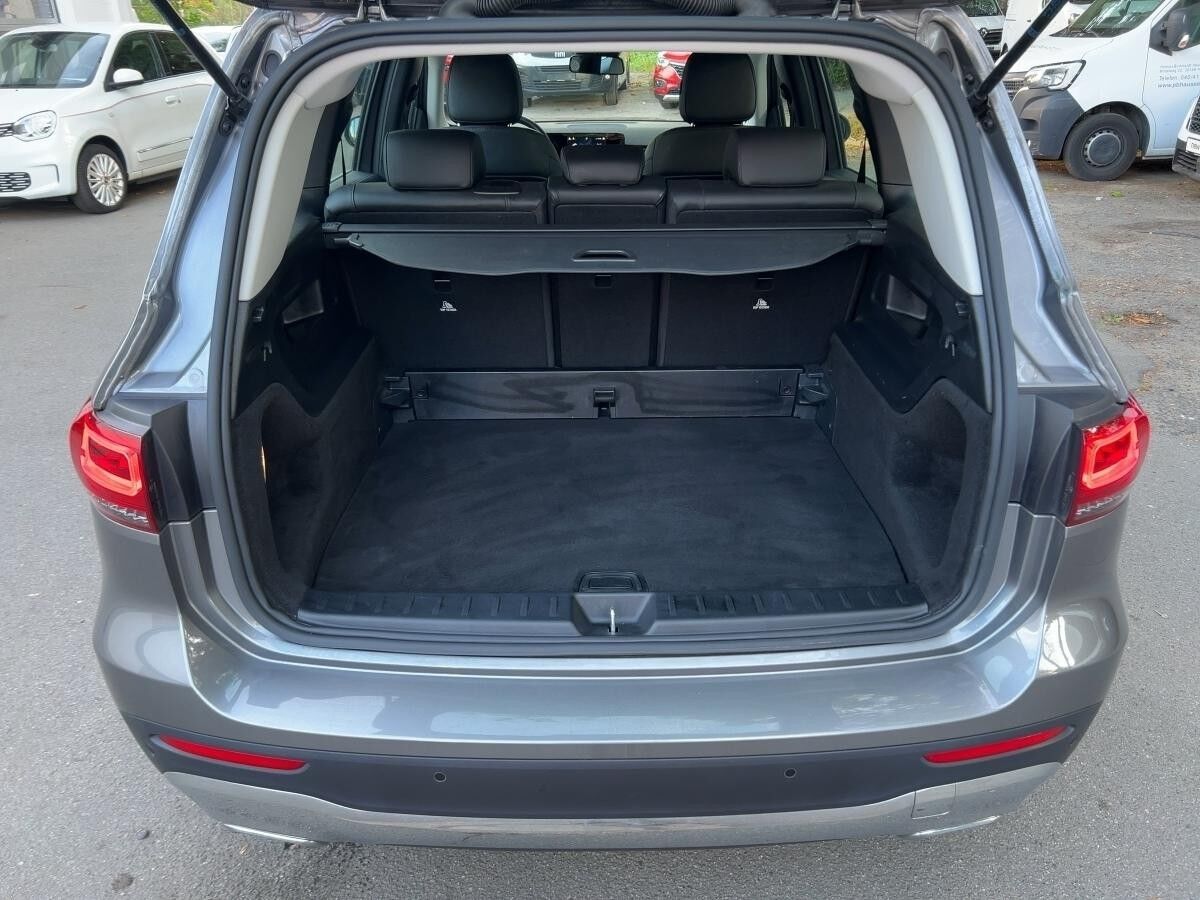 Mercedes-Benz GLB 250 Automatik LED Leder + Klima + Kamera + P