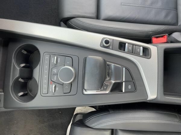 Audi A5 Cabriolet 40 TDI Sport MMI PDC SHZ