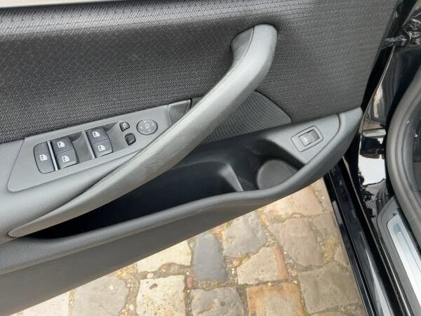BMW 520 d Touring HuD LED-Laser SHZ Kamera