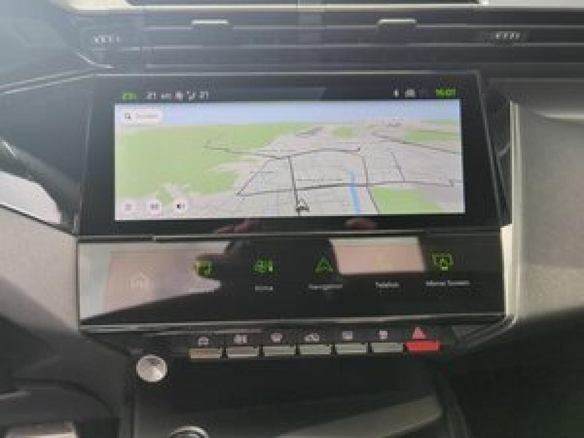 Peugeot 408 Hybrid 145 e-DSC6 GT ***Vorführfahrzeug***