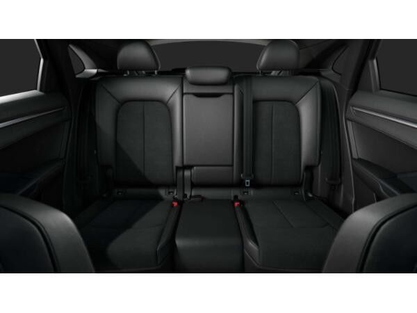 Audi Q3 Sportback 40 TFSI quattro S line business