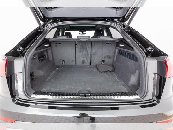 Audi RS Q8 performance tiptronic