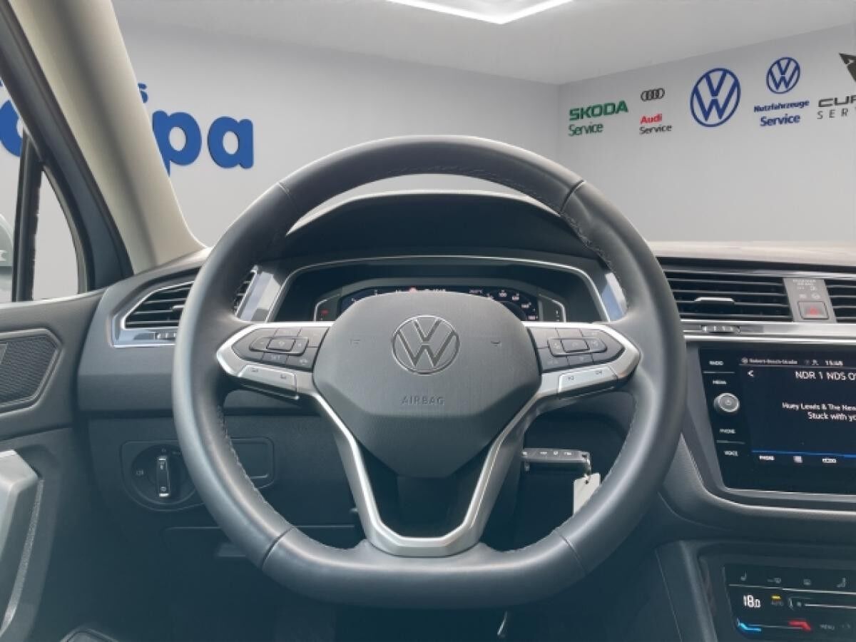 Volkswagen Tiguan Allspace Life 2.0 TDI DSG AHK,NAV,RFK,SHZ,ACC,MFL